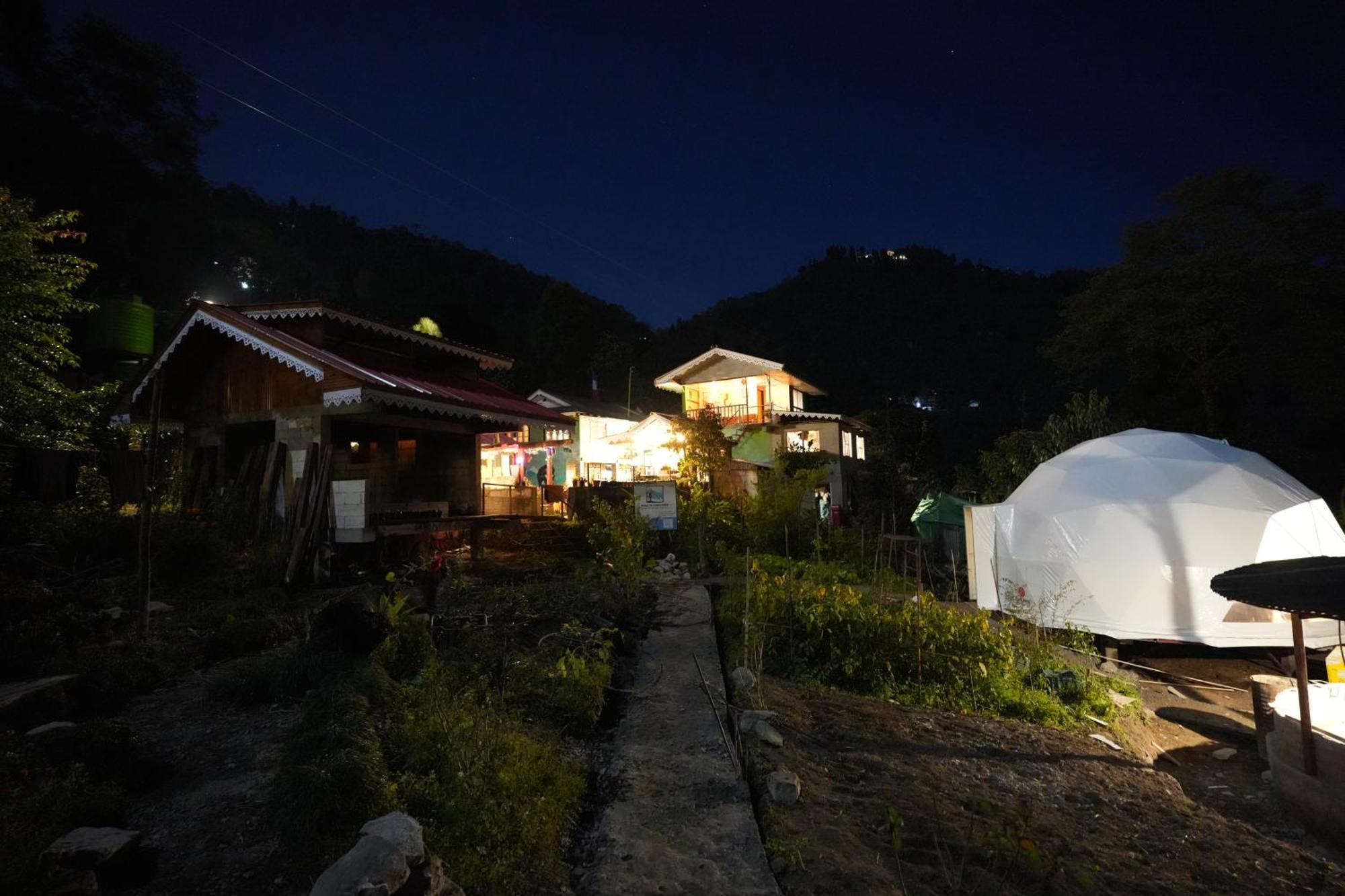Hostel Wake In Himalayas Pelling Exteriér fotografie